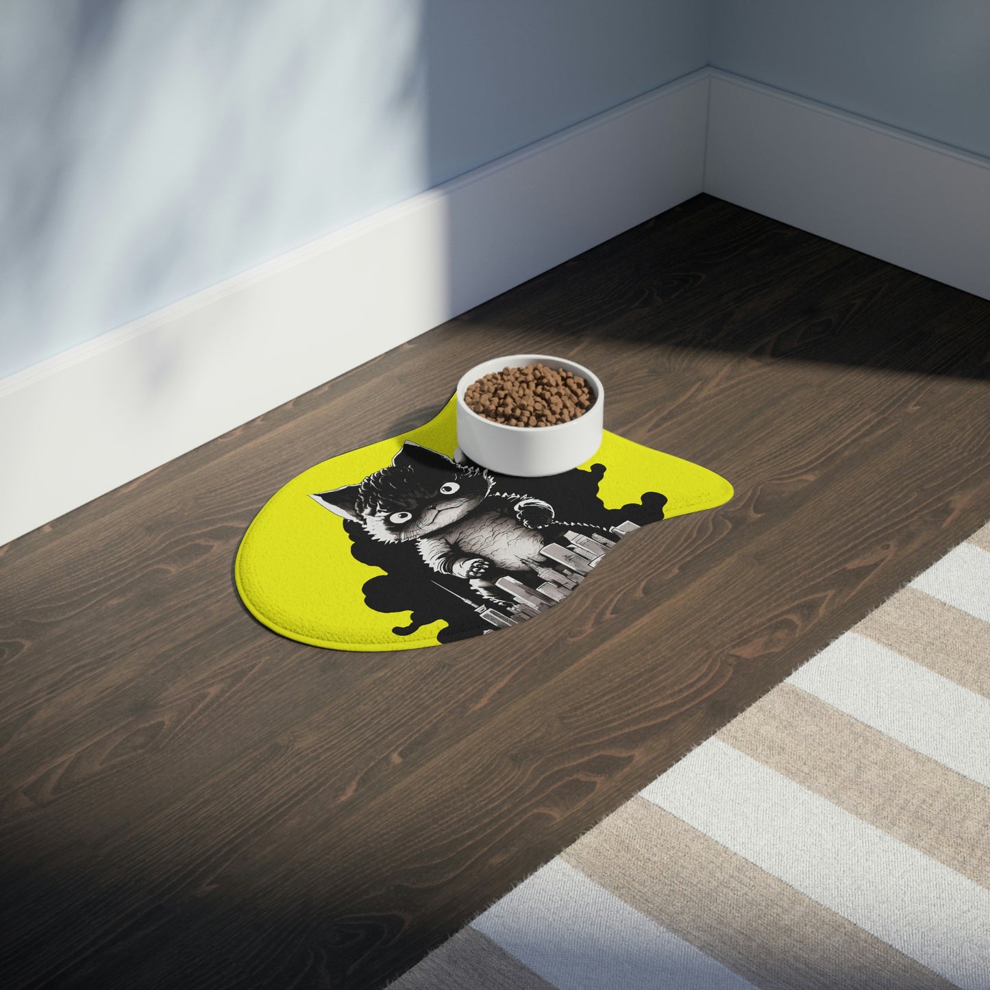 Kittenzilla Fishy Shape Food Mat